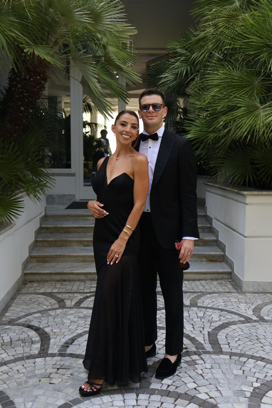 Elegant Black Gowns — photo 2 of 3