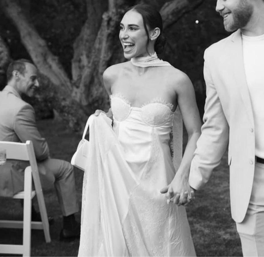 Hannah G Dress by Undone — photo 2 of 3