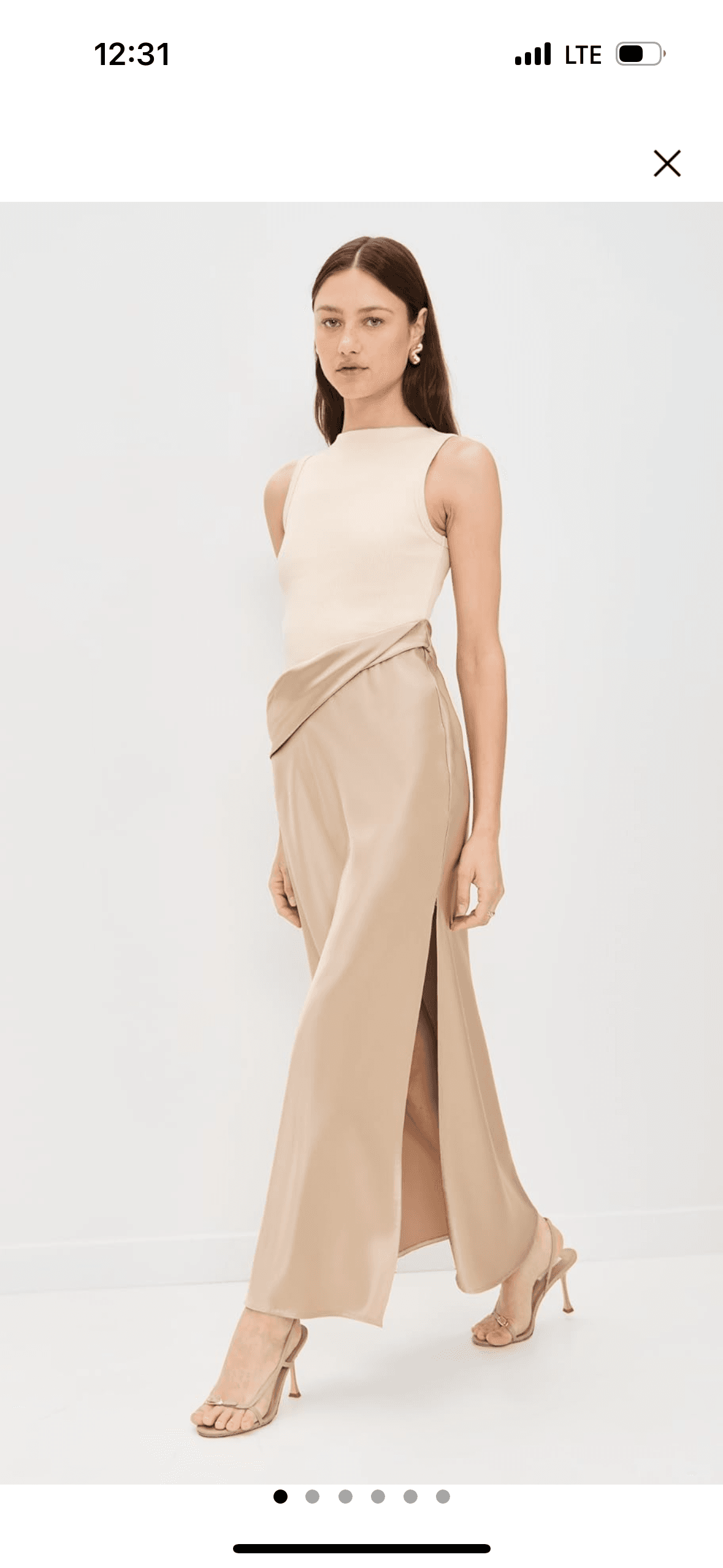 Neutral dress — photo 2 of 3