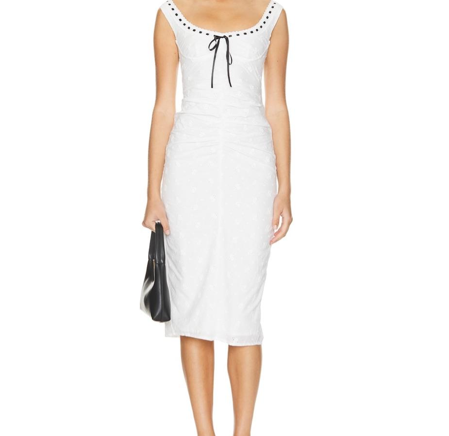 Carmen Midi dress in white 