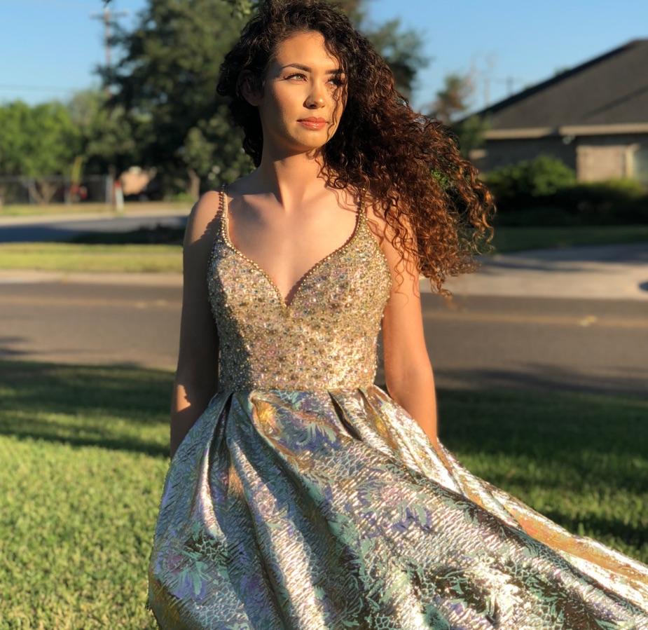 Mac Duggal Gown — photo 3 of 4