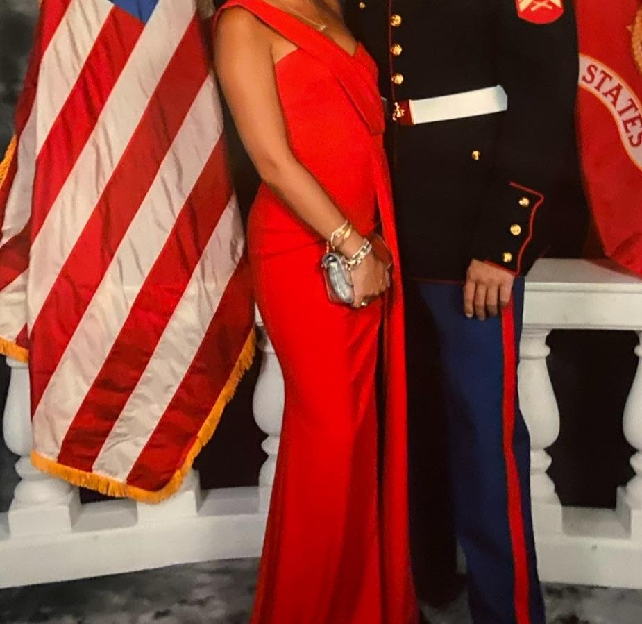 One shoulder red gown w slit — photo 4 of 4