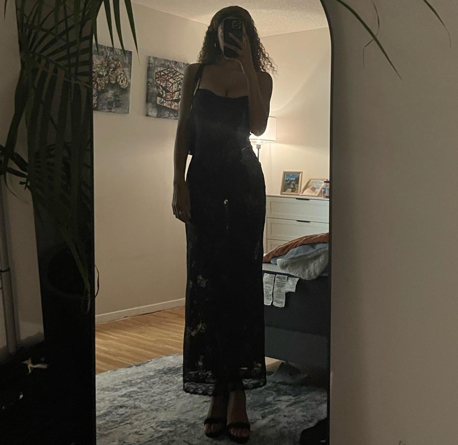 I am Gia Leona dress 
