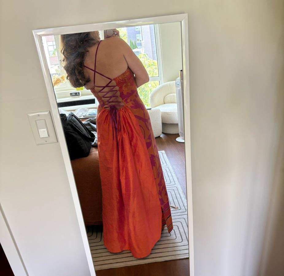 Silk patterned dress — photo 3 of 3