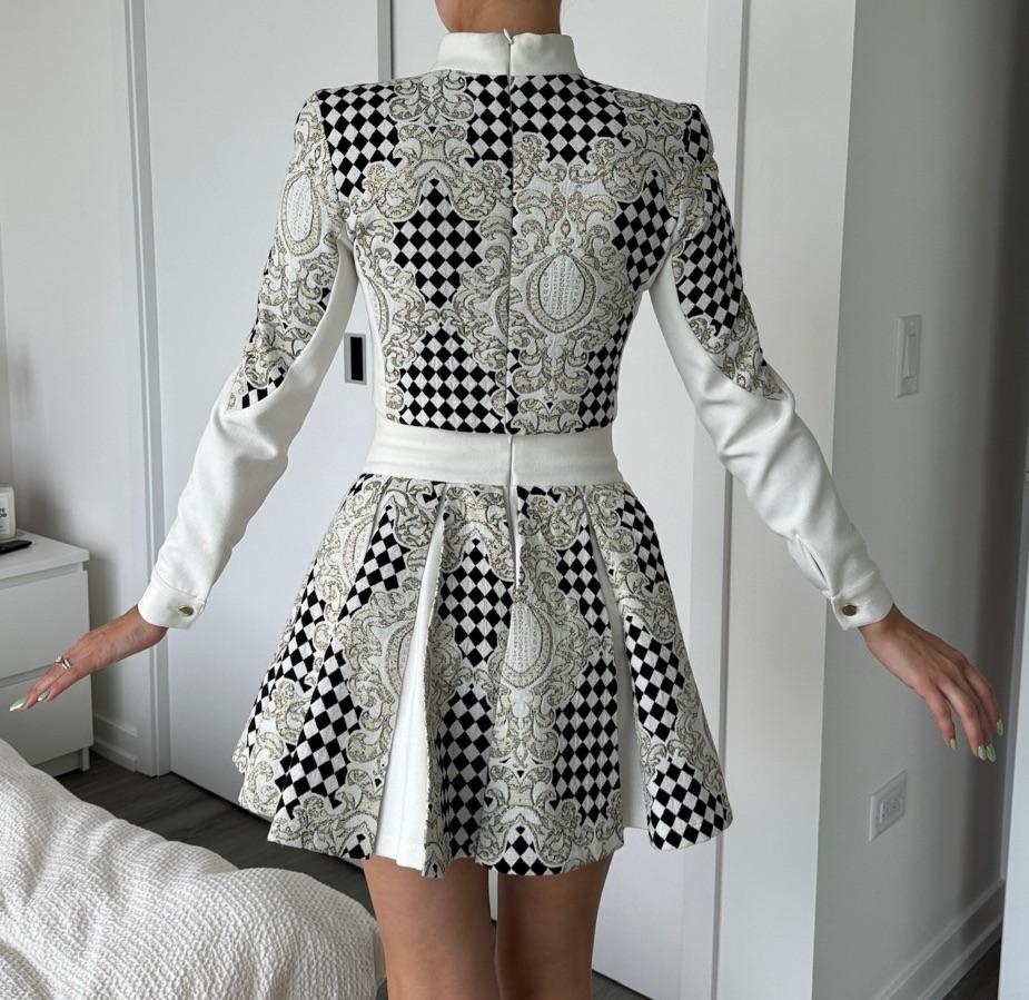 Super unique two piece set — photo 3 of 3