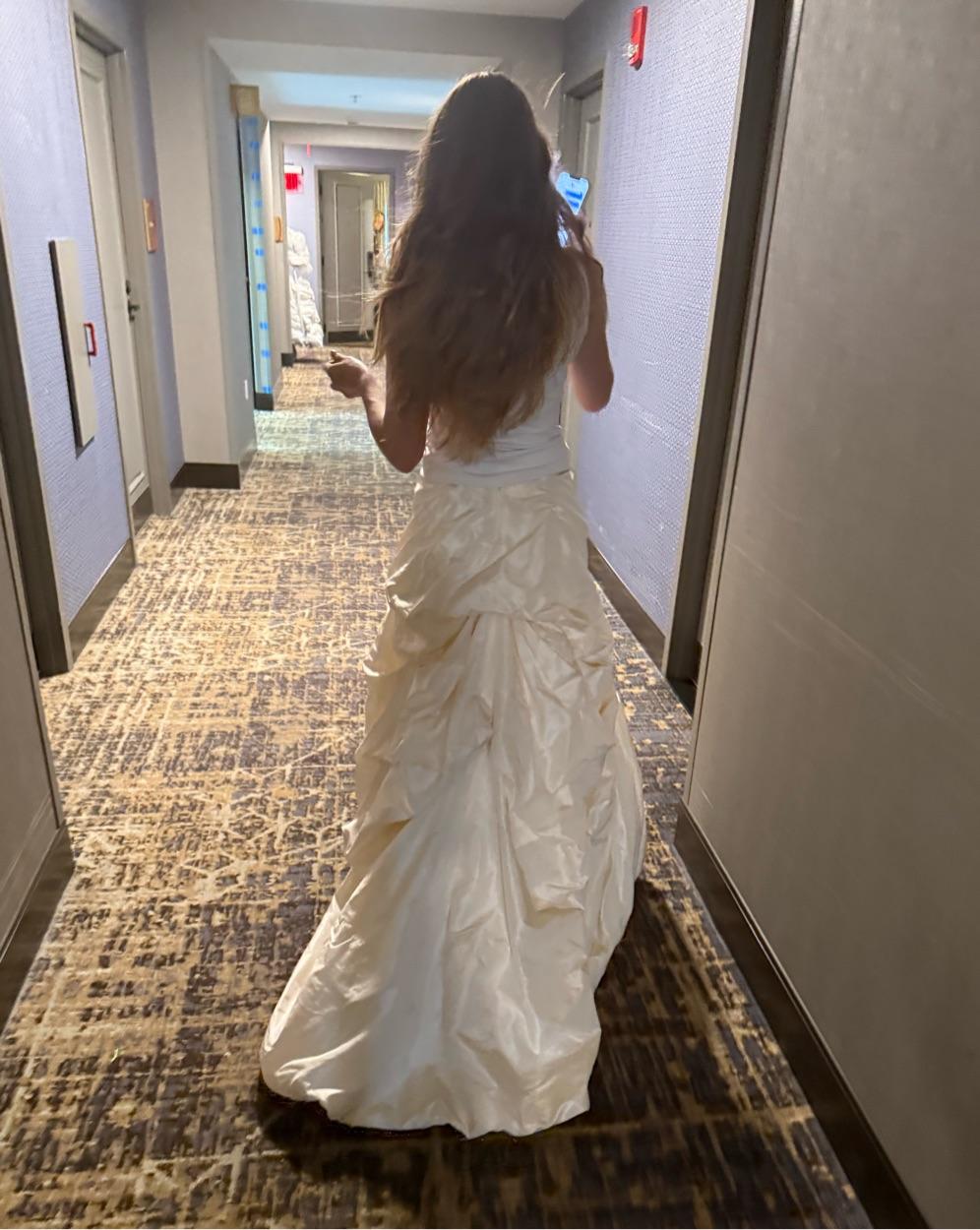 Ivory Vintage Voluminous Skirt — photo 3 of 4