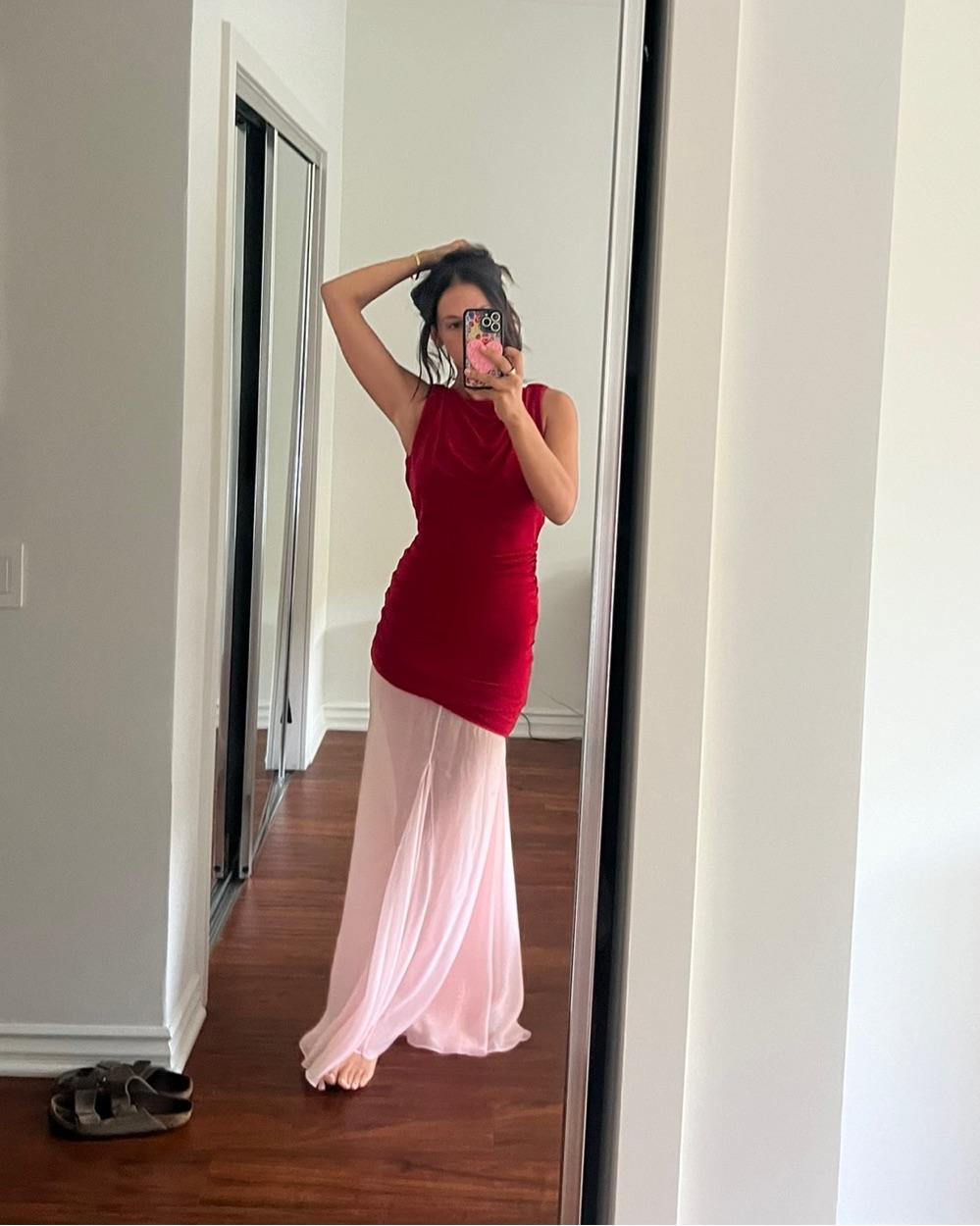 L’Acedemie enoa gown