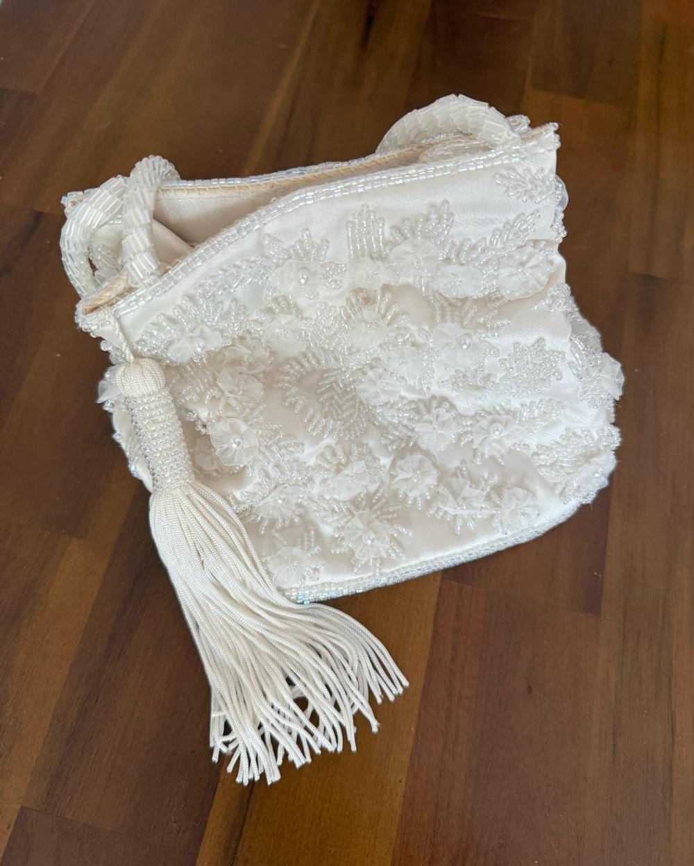 Vintage white beaded purse — photo 1 of 6