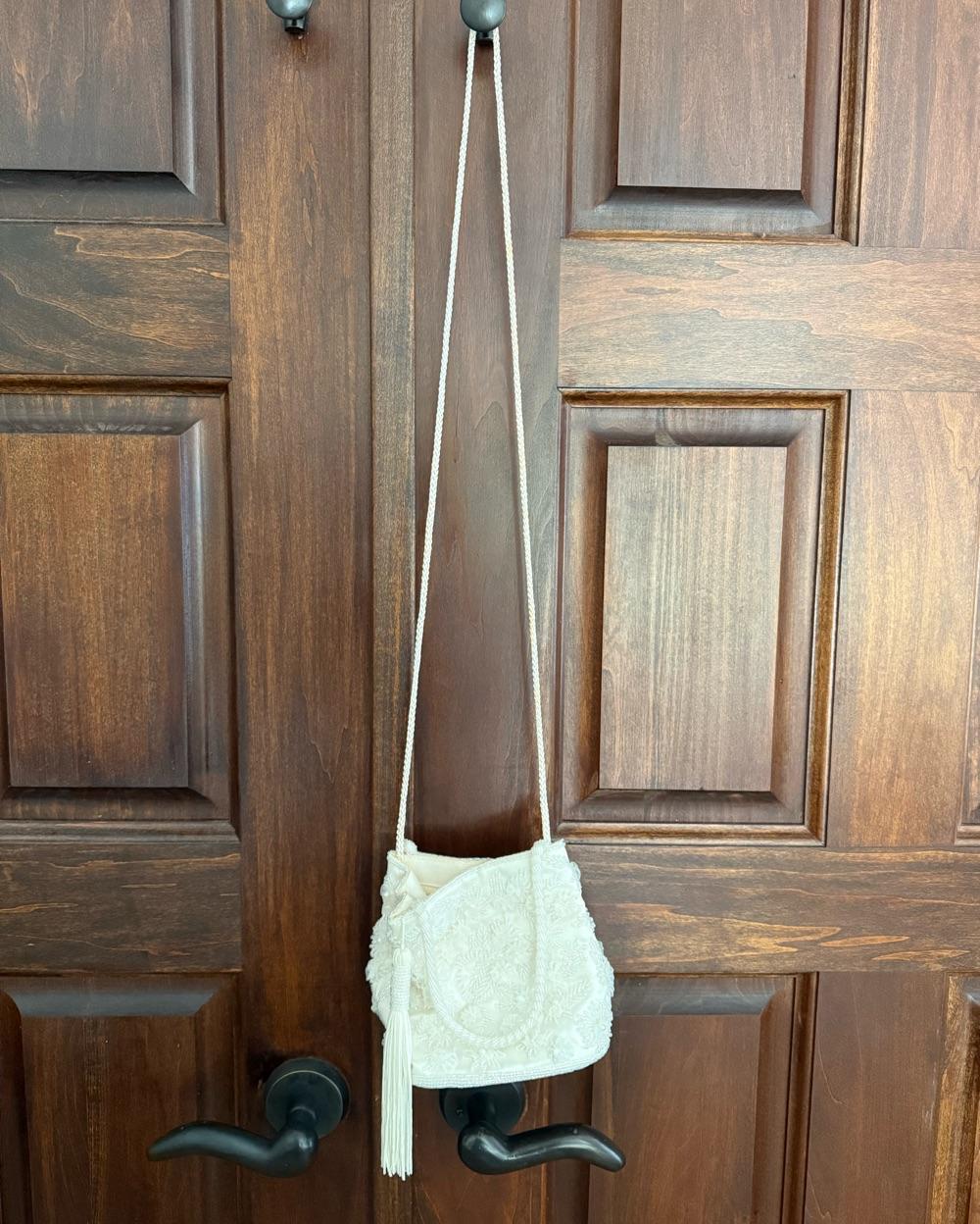 Vintage white beaded purse — photo 2 of 6